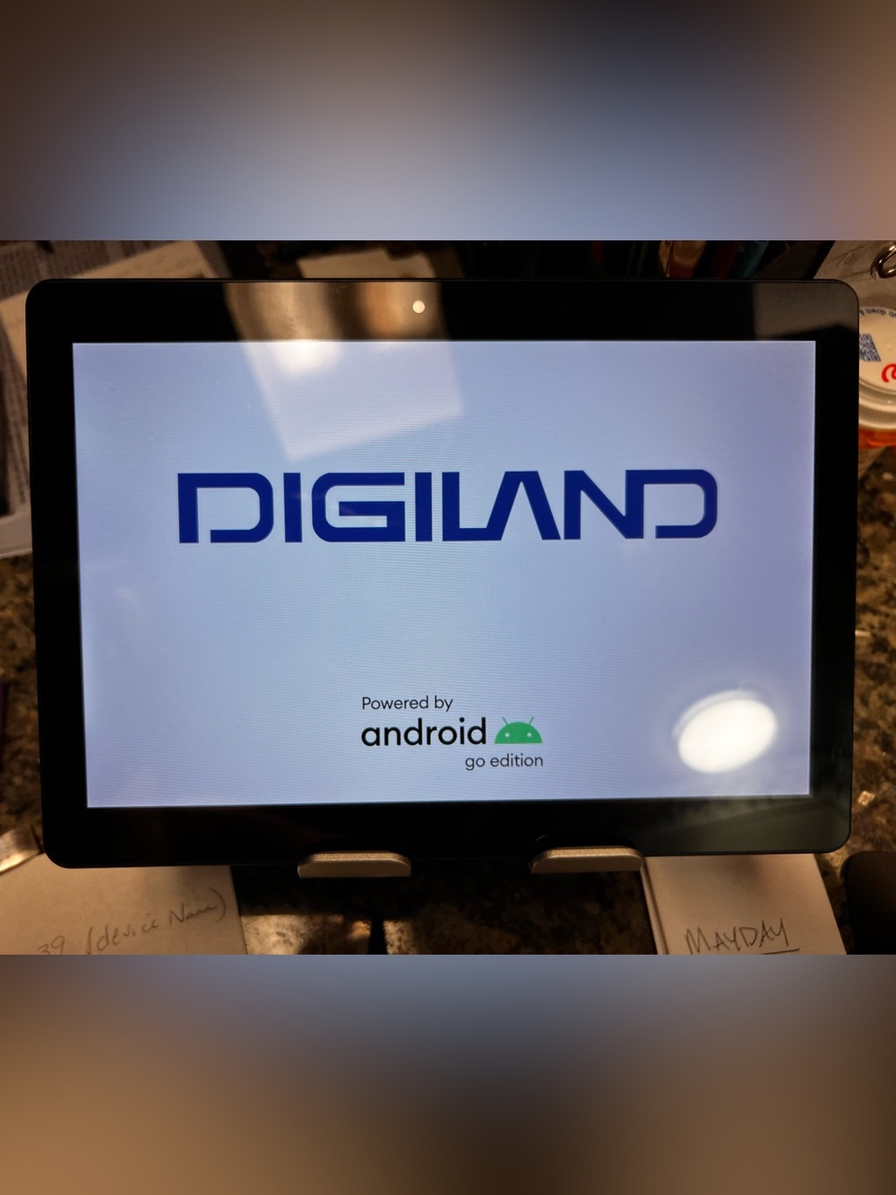 DigiLand DL1036 32GB Wi-Fi 10.1''Android Tablet w/chrg.cord Excellent Condition